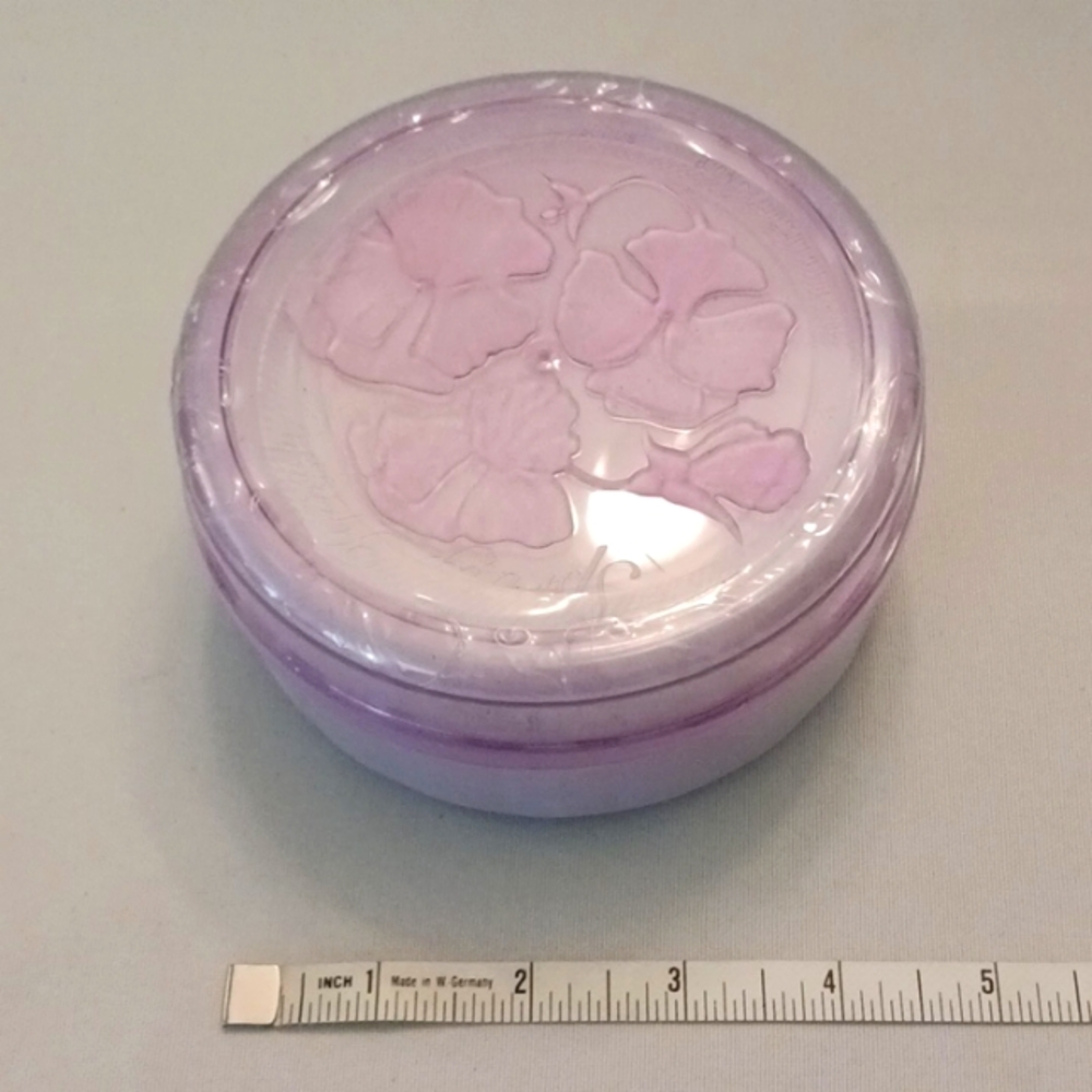 Deadstock, unopened Lavender talc powder